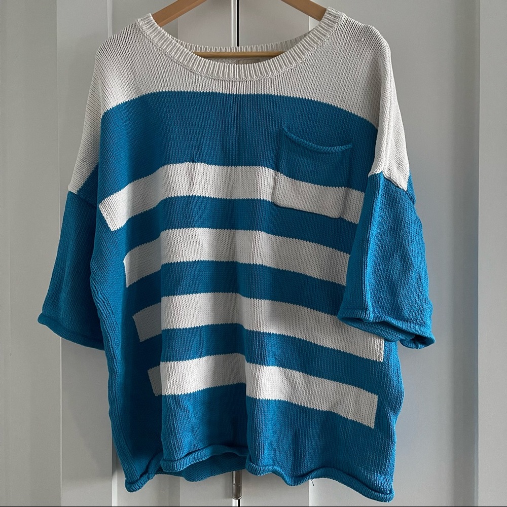 Blue & white stripe color block knit top